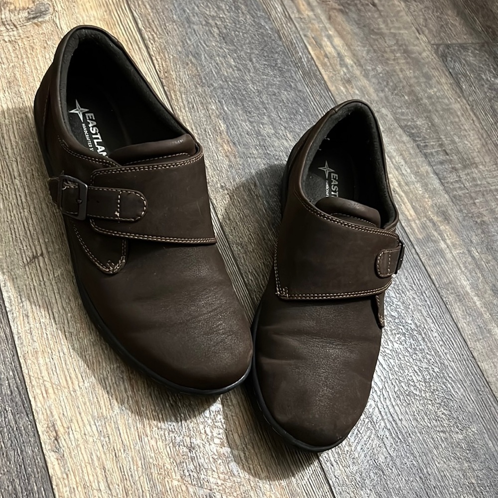 Women’s dressy shoes